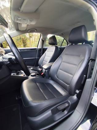 VOLKSWAGEN JETTA 2.0 TSI HIGHLINE 211CV GASOLINA 4P TIPTRONIC